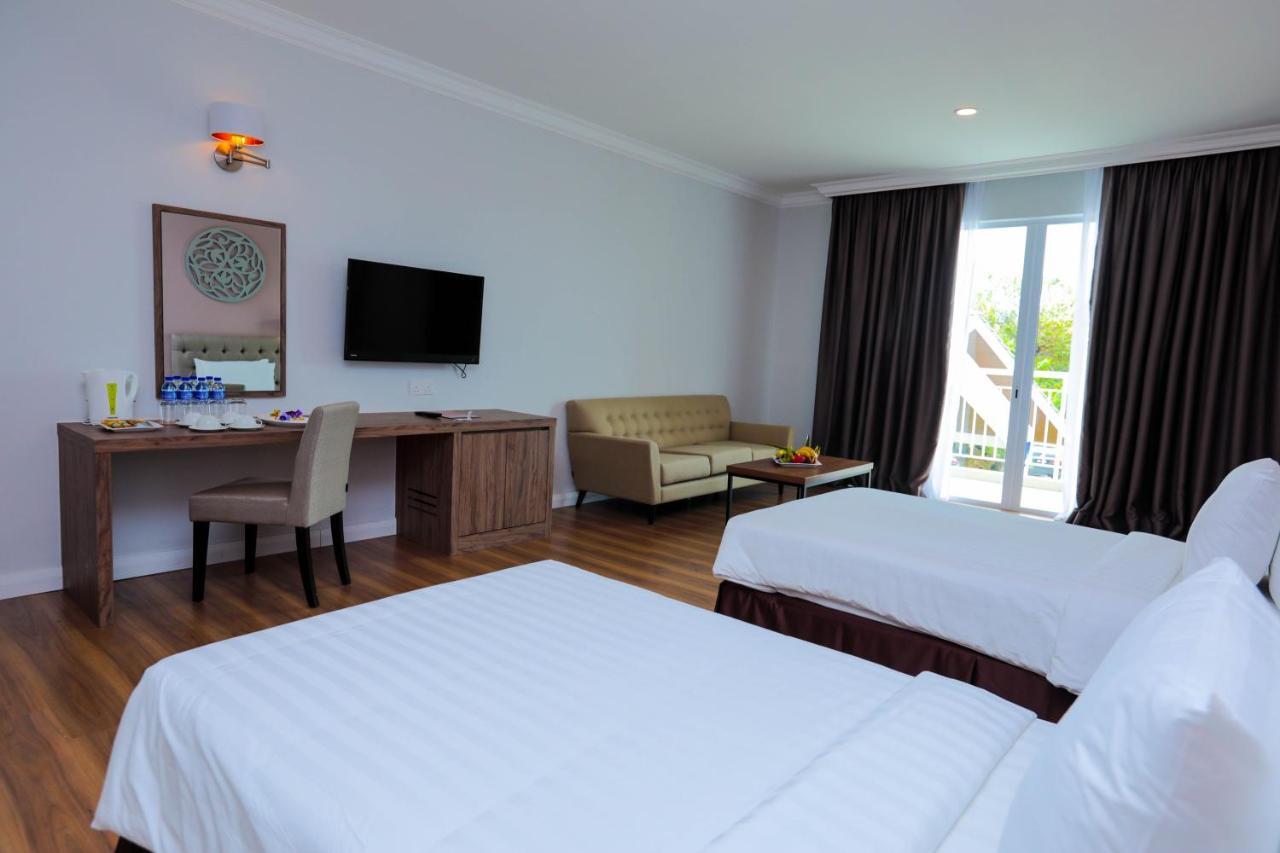 Hotel Casuarina@קואלה קנגסאר מראה חיצוני תמונה