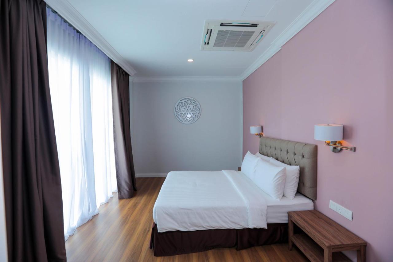 Hotel Casuarina@קואלה קנגסאר מראה חיצוני תמונה
